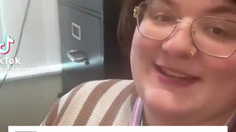What would you do if this was YOUR child’s teacher? 🤔