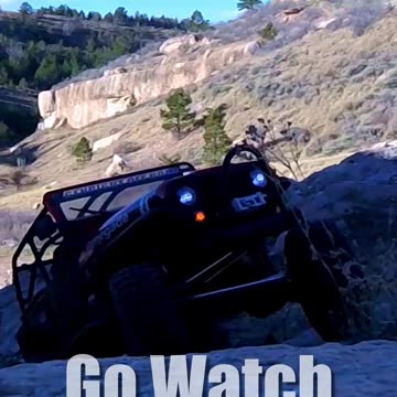 This is an ESCAPE! 💯 Undeniable RC Fun! 😎Axial Jeep CJ7 Renegade🔥