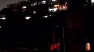 NOTICIA EN CALIENTE, ESTA MARDUGADA EN BARRIO DE CARACAS
