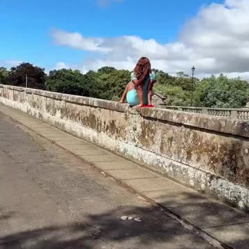 Hahahahahahaha SHE DID Not.