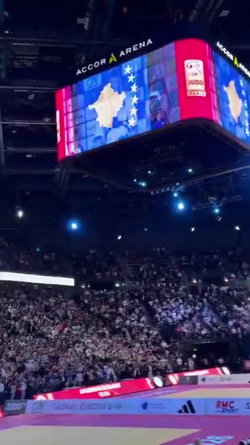 Distria Krasniqi fiton medaljen e arte ne Paris