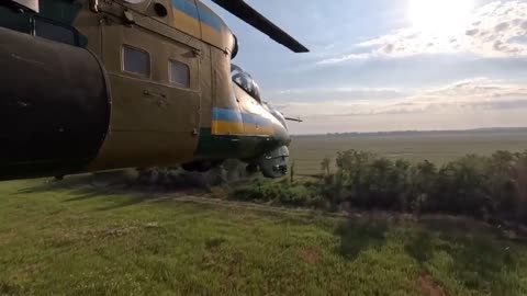 🚁💨 Ukraine Russia War | Ukrainian Helicopter Flies Over Fiber Optic Cables | RCF