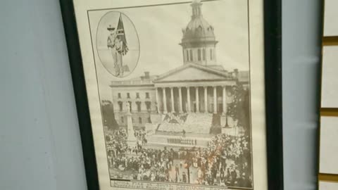 What the Columbia Statehouse USED to look like