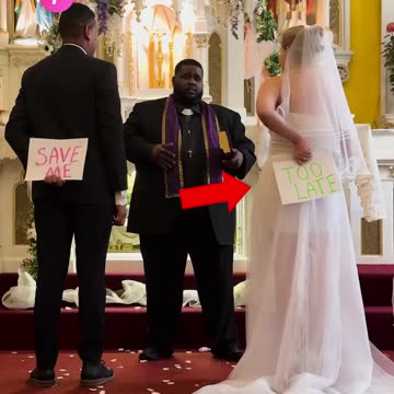 Playful Wedding Twist: 'Save Me' vs 'Too Late' Signs😮😮😮