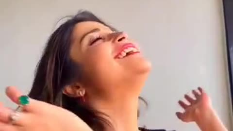 *Zindagi ho toh aisi — full volume pe la la la! 🔊🥳*