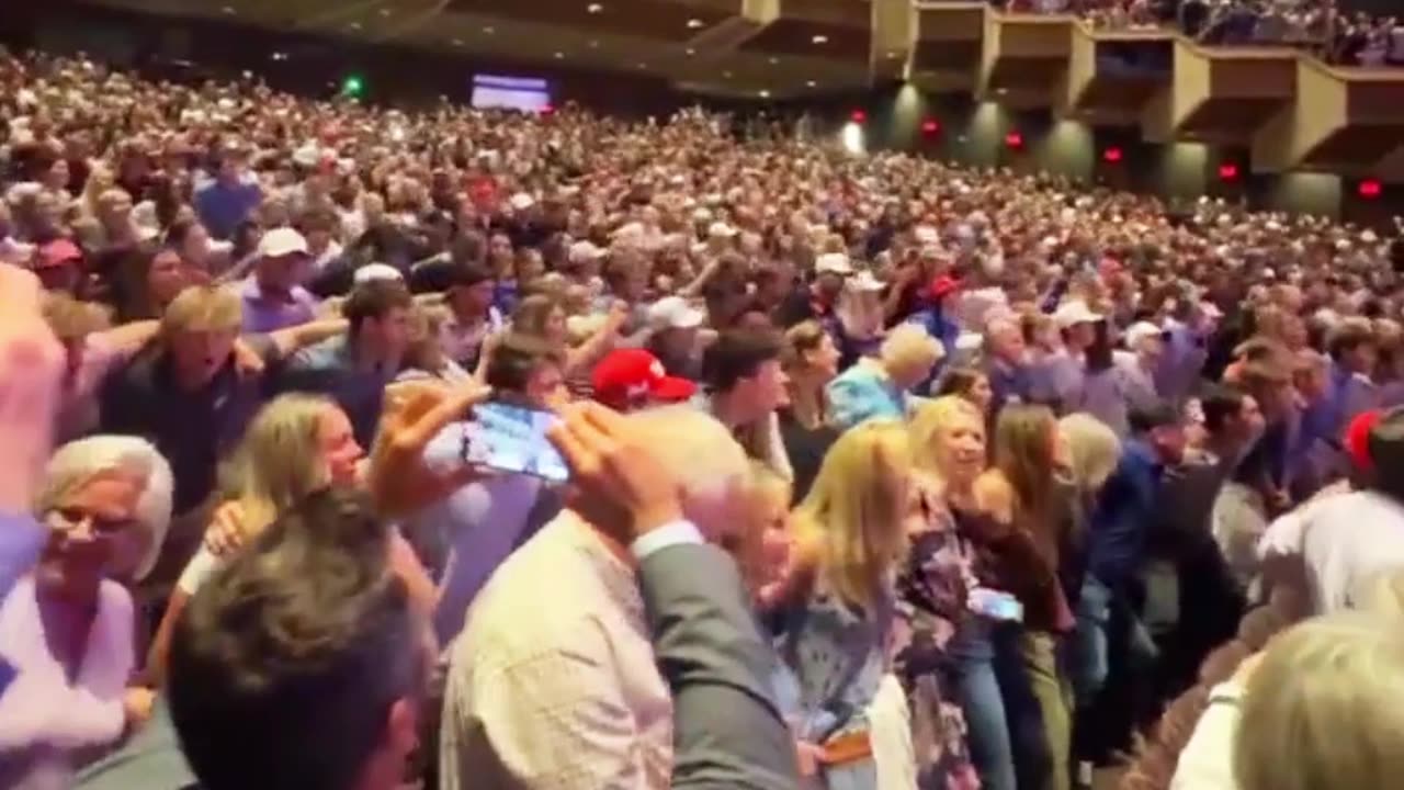 CONGRATULATIONS TO CHARLIE KIRK!!!🇺🇸🥳🥳🥳 YUUUGE TURNOUT AT TEXAS A&M TODAY!!!