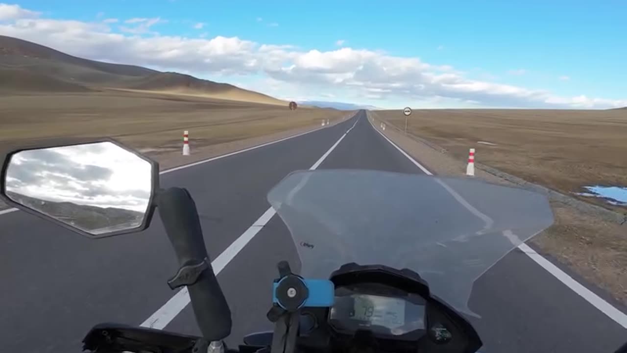 Ghost Highways of Mongolia: Driving Alone in the World’s Emptiest Land 🛣️👻"
