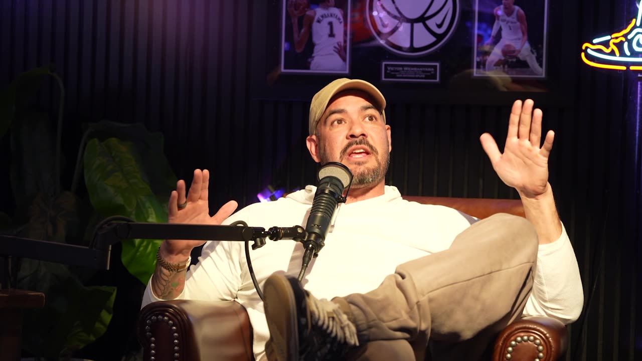 5 Weird but Effective Ways to Add Muscle | Mind Pump 2789