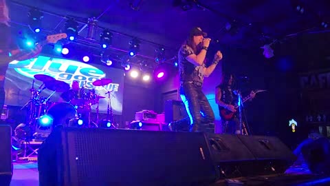 Blue goo residue ( live)