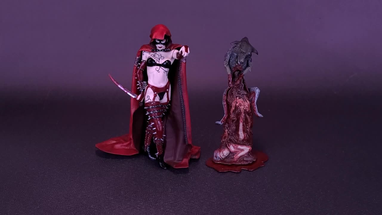 McFarlane Toys Monsters Series 4: Twisted Fairy Tales Red Riding Hood Review