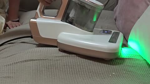 5-in-1 Mattress Vacuum Cleaner with UV Light & 100°C Drying – DeepClean for a Healthier Home!