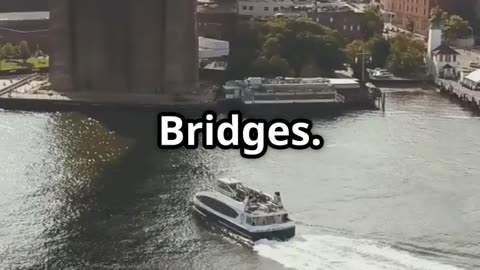 Mexican Navy Ship's Brooklyn Bridge Crash!