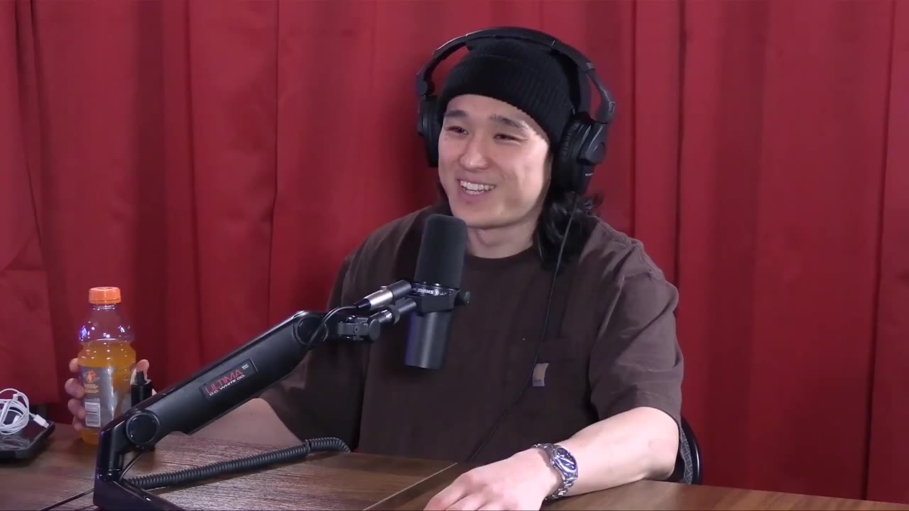 Awkward Host Story - Kansei Yasuda on Hans Kim #relationships #languagebarrier #brazil