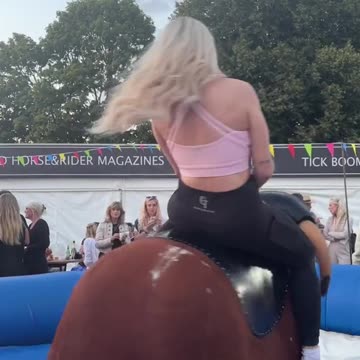 NOT BAD FOR A RIDING SCHOOL GIRLIEEEEE 🐴🫶🏼🐎