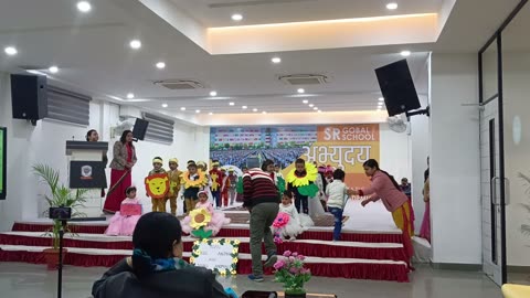 SR Global School