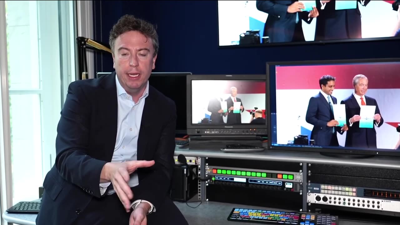 Echoes of Trump as Farage warns that migration is 'genuine threat to public order'