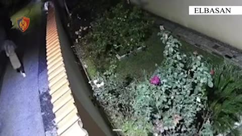 Zbardhet djegia e qëllimshme e automjetit, 31-vjeçari theu arrestin shtëpiak për të djegur makinën