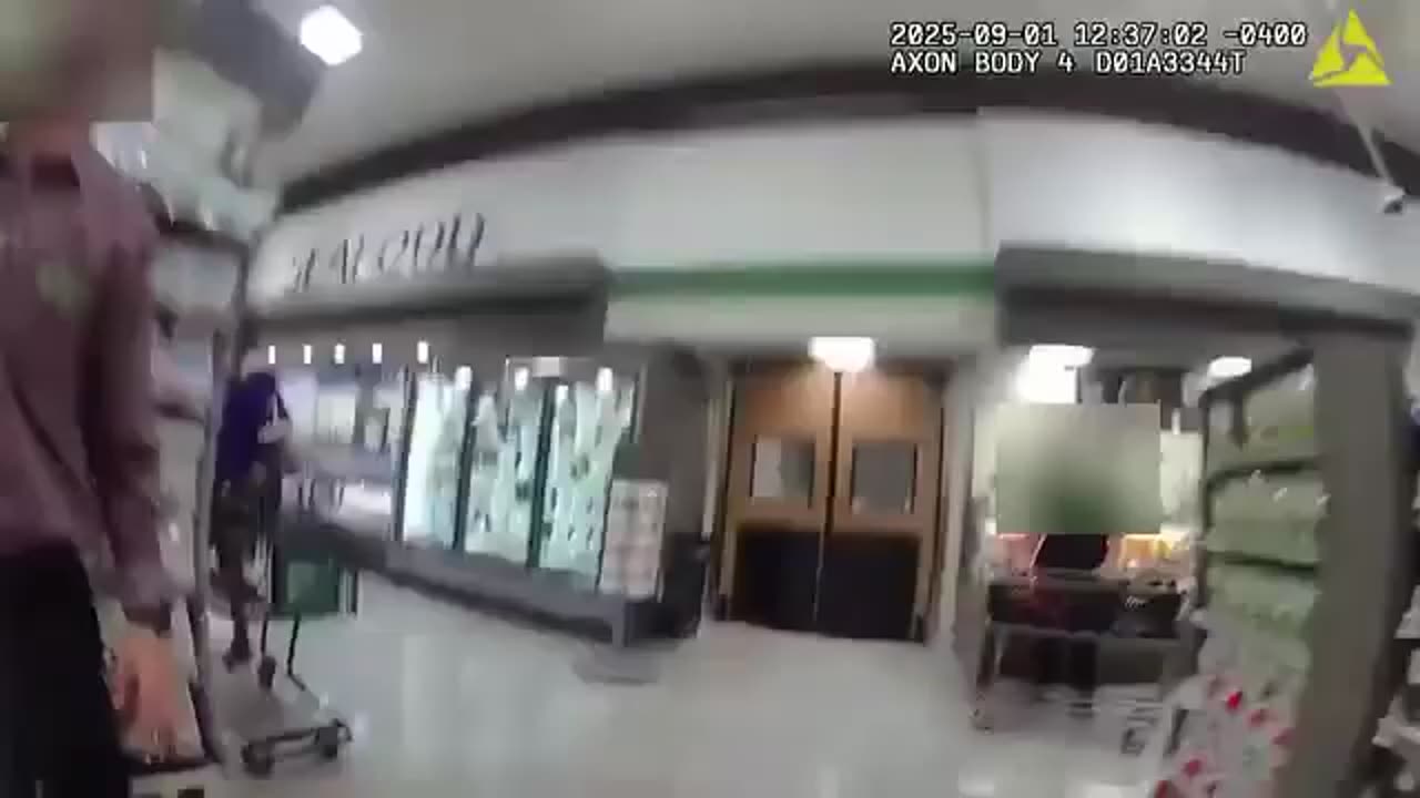 BODYCAM: Teen thief tackled by citizen during police pursuit