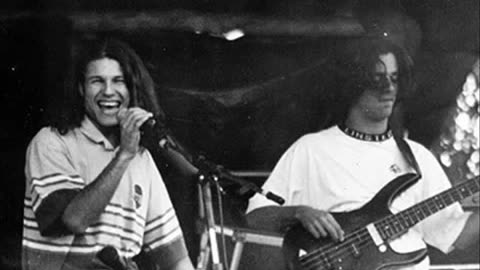 Homenagem linda aos eternos Mamonas