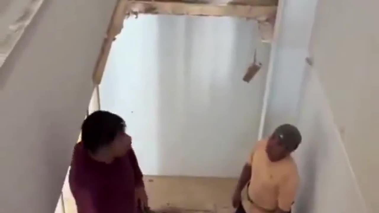 😂🏠 You Won't Believe This Staircase Fail! To Build a House and Place the Stairs Correctly | FunFM
