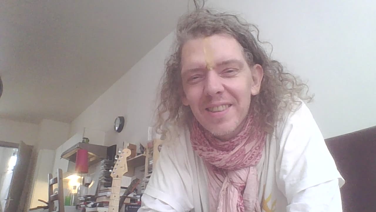 Kristo Gabriel chanting the Maha Mantra
