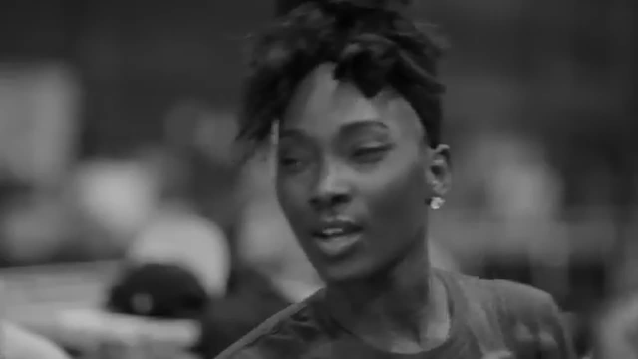 Diamond world tour _ Living for buffalo