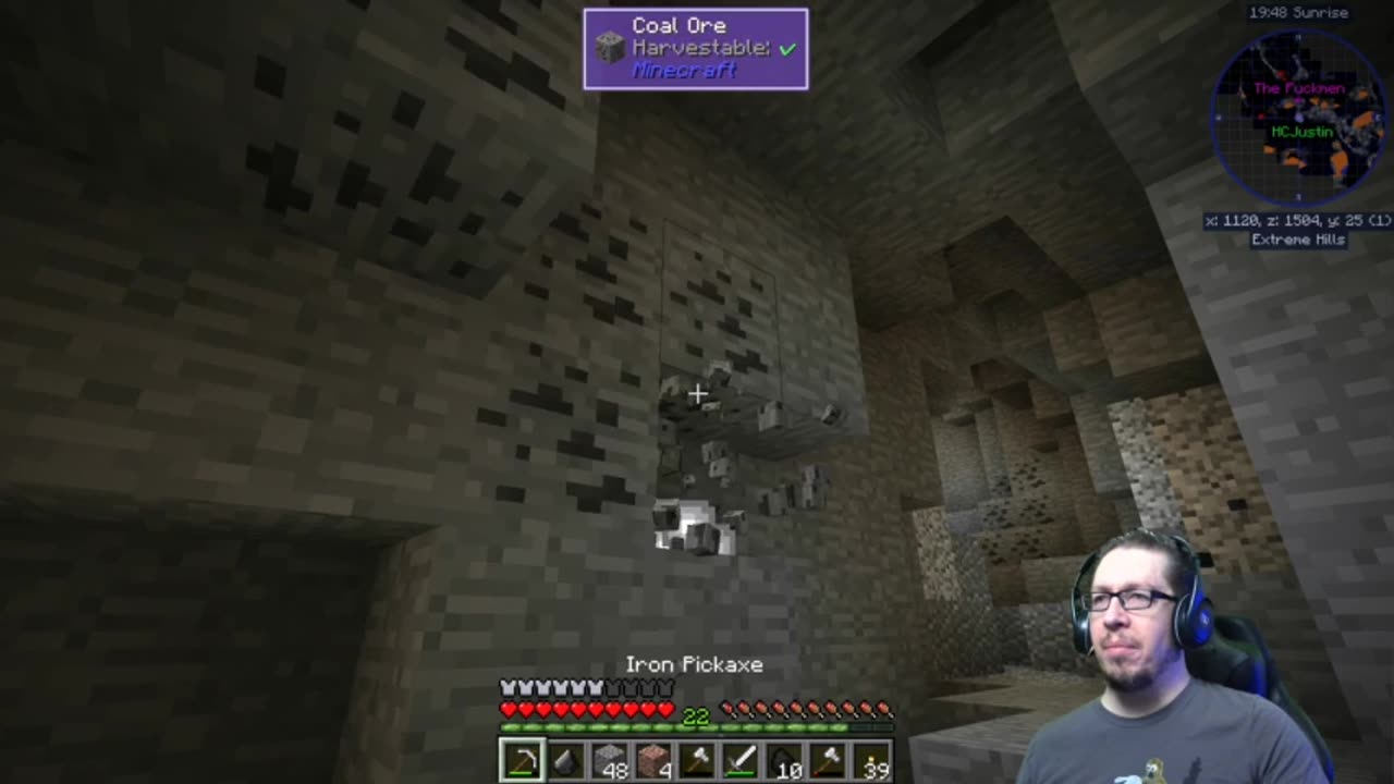 Mindcrack Live 2019-11-26 Scientifically confirmed less brains than...