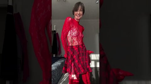 Toni Galloway 💋 Natural Older Women Over 50 Mature Model 🍑 Bio & Fashion Tips