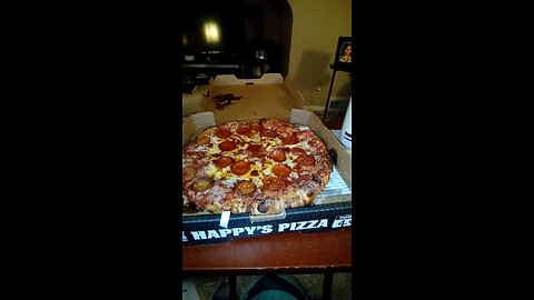 Meal, Happy's Pizza, Cherry Hill Rd, Dbn Hgts, MI, 1/19/26
