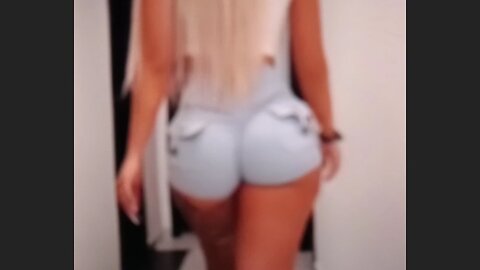 Big cake jiggle