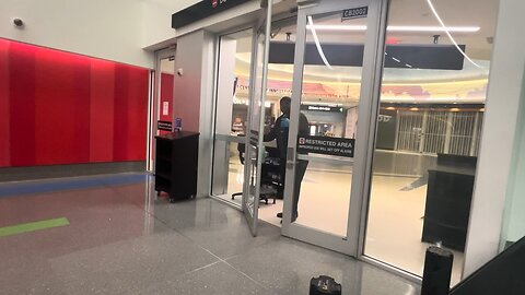 Boston tsa and cops get owned