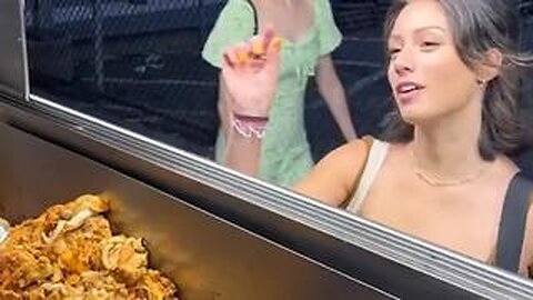 IF YOU SMILE HARD ENOUGH 😁 HONEY BABY GLAZES THE FOOD TRUCK GUY