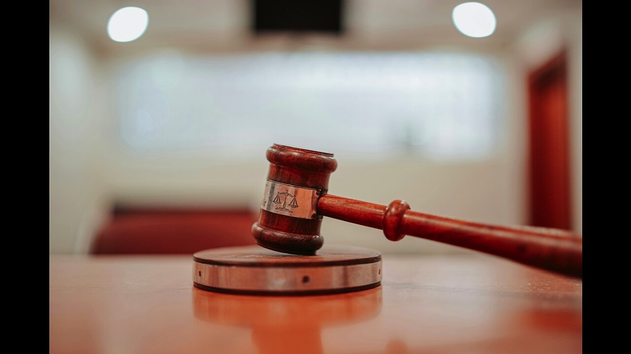 Breaking Texas Judge Presses Pause on Removal of Venezuelans Under Alien Enemies Act