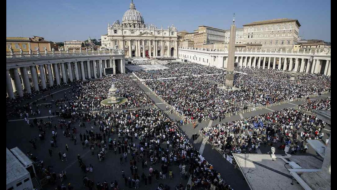 Celebrities, Royals, and World Leaders React to Death of Pope Francis