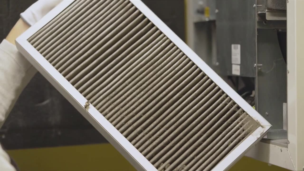 🍂 Cozy Up for Fall with 5+1 Maintenance Tips!