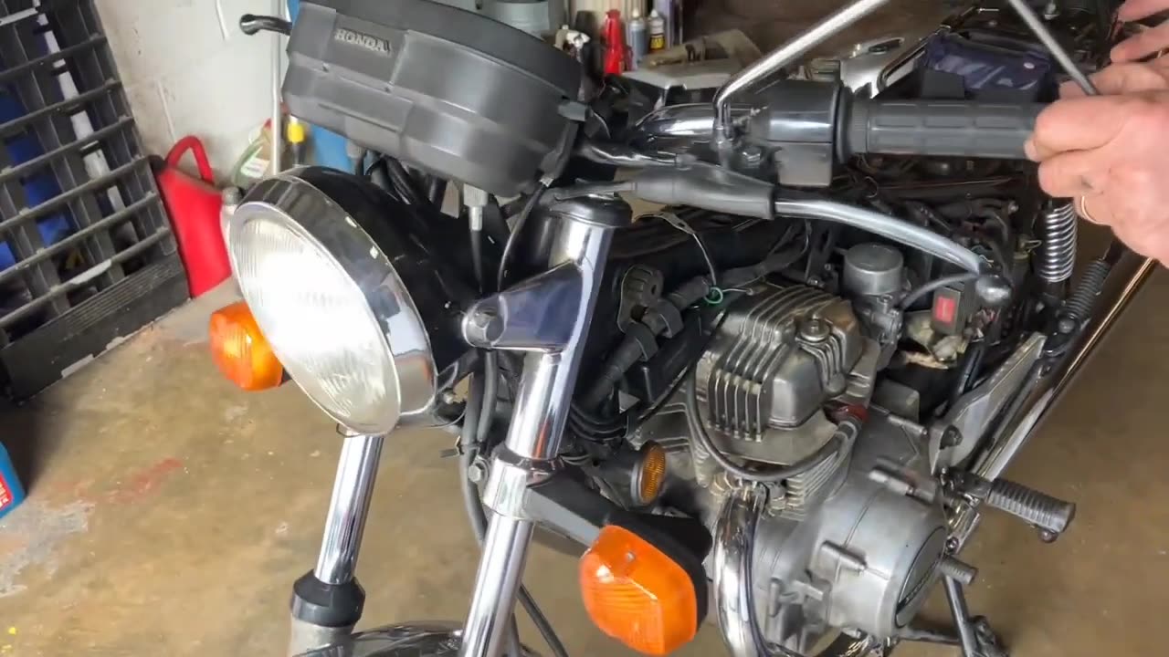 How to Replace Choke Cable on Honda CB250N Super Dream