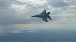 New Footage from Pair of Ukrainian Mig-29s