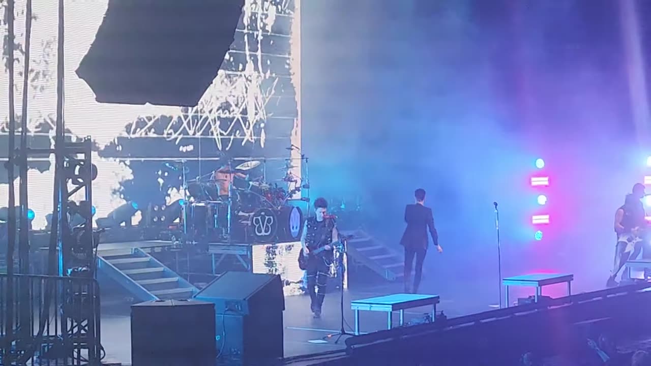 Black veil brides ( live)