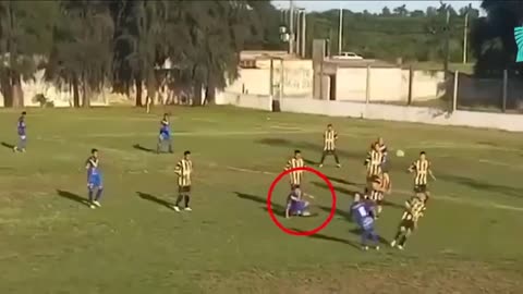 35-year-old Argentine footballer collapses and dies on the pitch