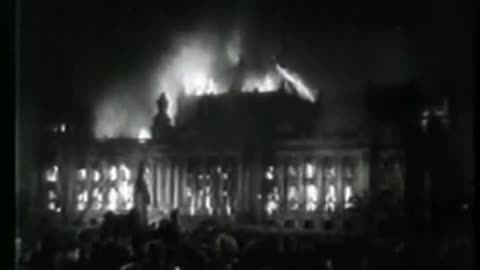Watch Alex Jones Warn You About The New World Order Years Ago in These Films