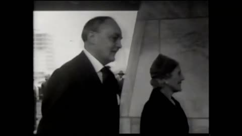 Watch Alex Jones Warn You About The New World Order Years Ago in These Films