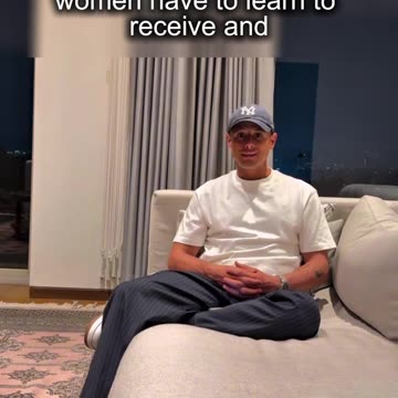 Chicharito Hernández: Restaurando la masculinidad y el equilibrio en la sociedad