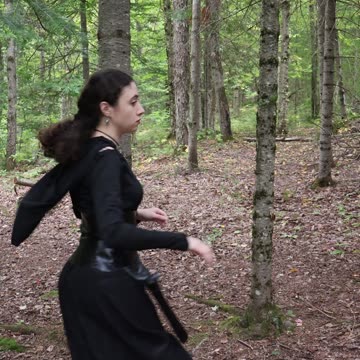 Bellatrix Does Country