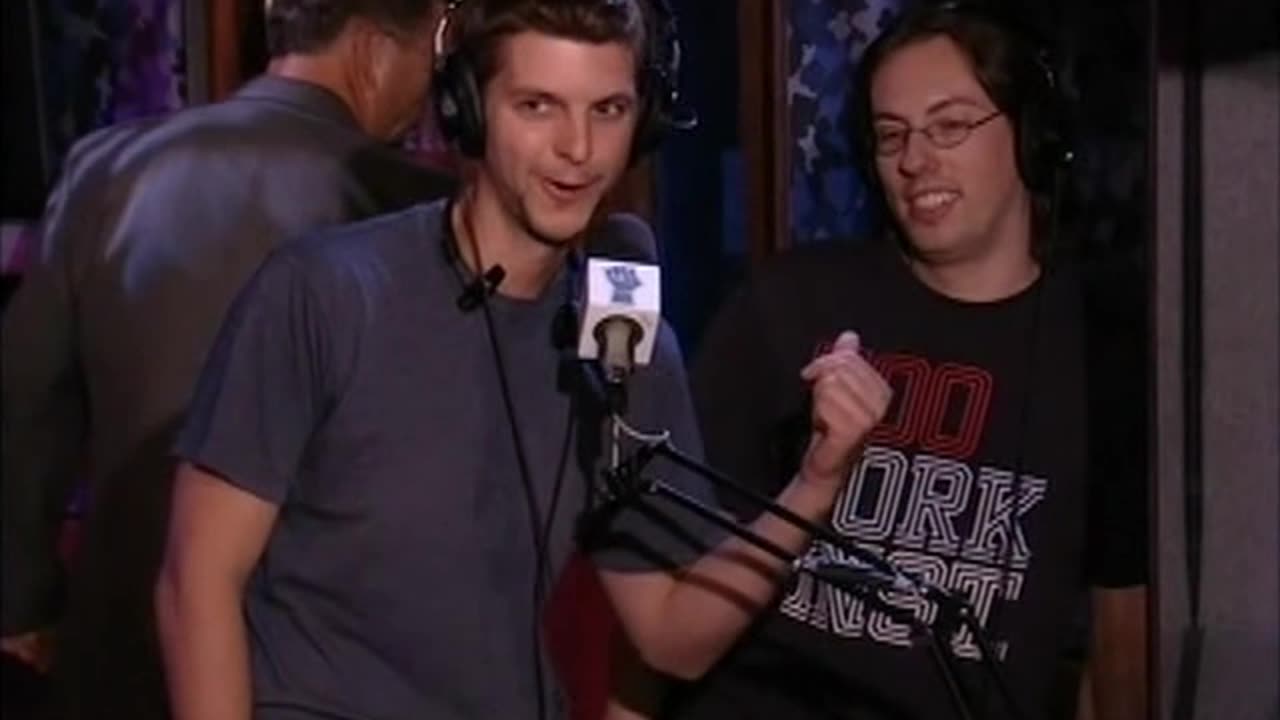 JD & Robin Arm Wrestle - 2007