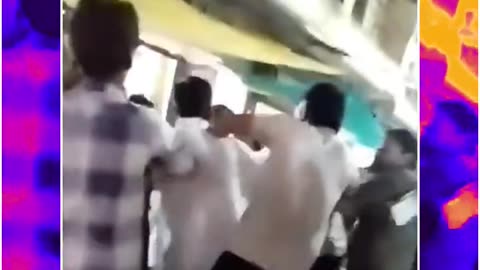 Fatehpur Clash: Video of Group Fight in Chudi Wali Gali Goes Viral, Police Probe Underway