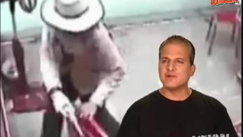 World's Dumbest Criminals 24