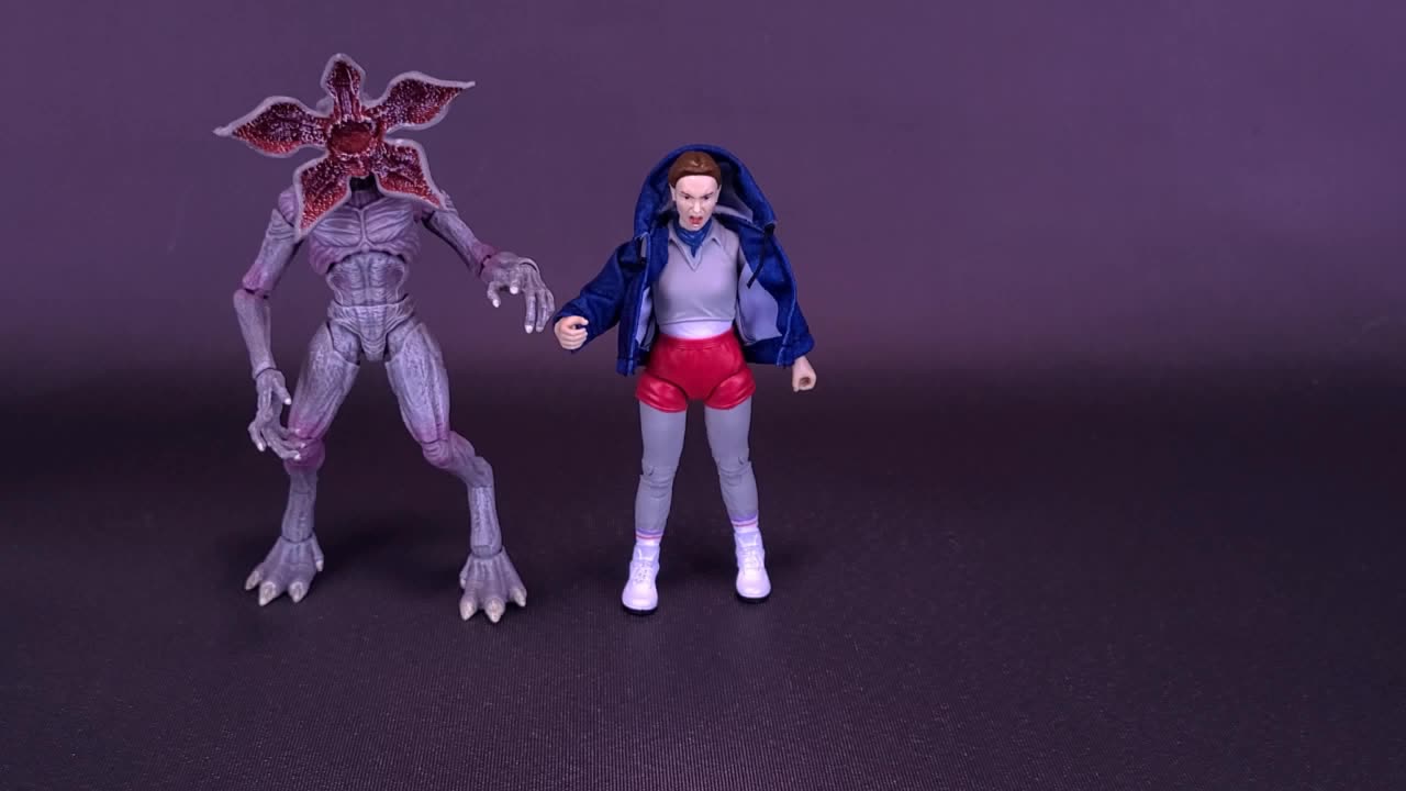 Jazwares Stranger Things The Upside Down Collection Eleven Figure Review