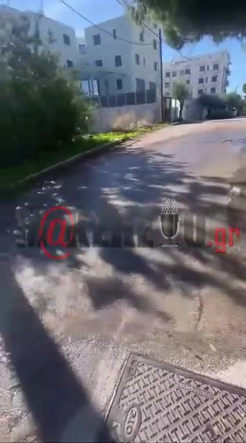 makeleio.gr - Σπασμένοι αγωγοί στη Γλυφάδα