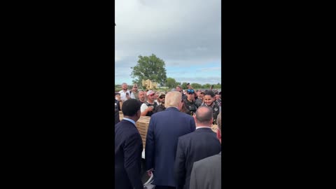 Trump personally thanks federal and local law enforcement helping to Make DC Safe Again! 🇺🇸