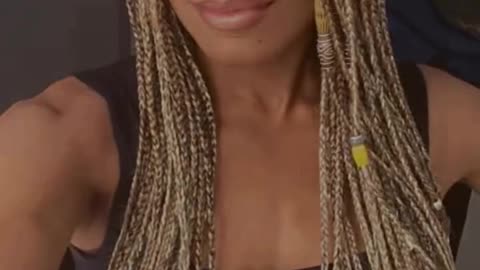 Rhona Lynne Bennett-Simon Video by envogueworld2